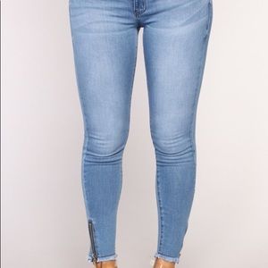 ankle skinny jeans